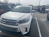 Used 2018 Toyota Highlander Limited image 2