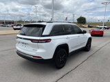 Used 2023 Jeep Grand Cherokee Limited image 5