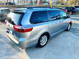 Used 2016 Toyota Sienna XLE Premium image 5