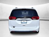 Used 2017 Chrysler Pacifica Touring-L w/ Tire & Wheel Group image 4