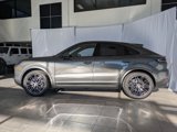 Used 2024 Porsche Cayenne Coupe image 2