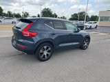 Used 2020 Volvo XC40 T4 Inscription image 5