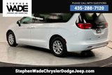 Certified 2023 Chrysler Voyager LX image 3