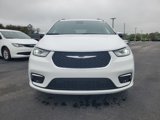 New 2025 Chrysler Pacifica Pinnacle image 3