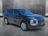 Used 2023 Mitsubishi Outlander ES image 3