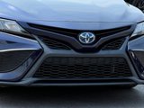 Used 2022 Toyota Camry SE image 2