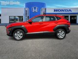 Used 2024 Hyundai Kona SE image 3