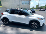 Used 2018 Nissan Kicks SV image 6