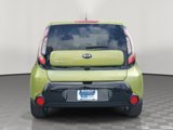 Used 2016 Kia Soul + image 5