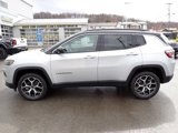 New 2025 Jeep Compass Limited image 2
