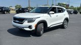 Used 2023 Kia Seltos SX w/ SX Sunroof Package image 3