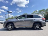 Used 2018 Toyota Highlander FWD V6 image 4