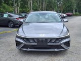 New 2025 Hyundai Elantra SE image 2