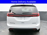 New 2025 Chrysler Pacifica Limited image 5