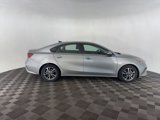 Used 2024 Kia Forte LXS image 5