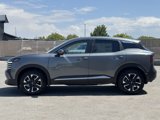 New 2025 Nissan Kicks SV image 4