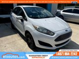 Used 2015 Ford Fiesta SE image 3
