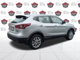 Used 2021 Nissan Rogue Sport S image 3