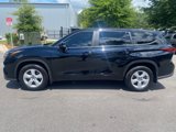 Used 2023 Toyota Highlander L image 4