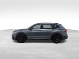 Used 2022 Volkswagen Tiguan SE R-Line image 2