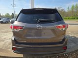 Used 2016 Toyota Highlander LE image 4