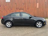 Used 2015 Chevrolet Cruze LT image 2