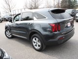 Used 2023 Kia Sorento LX image 6