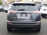 Used 2018 Toyota RAV4 LE image 4