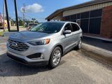 Used 2024 Ford Edge Titanium image 2