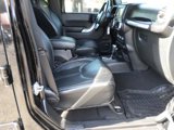 Used 2016 Jeep Wrangler Unlimited Rubicon image 2
