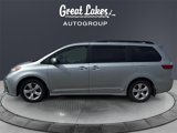 Used 2019 Toyota Sienna LE image 2