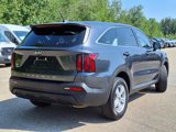 Used 2021 Kia Sorento LX image 3