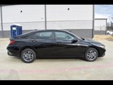 New 2024 Hyundai Elantra Blue image 2