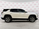 New 2025 Chevrolet Equinox LT image 2