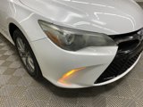 Used 2017 Toyota Camry SE image 3