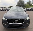Used 2022 Volvo XC60 B5 Momentum image 2