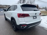 Certified 2022 Volkswagen Taos SE w/ Panoramic Sunroof Package image 4