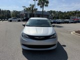 Used 2023 Chrysler Voyager LX image 5