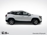 Used 2022 GMC Terrain SLE w/ Driver Convenience Package image 2