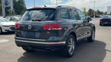 Used 2016 Volkswagen Touareg TDI image 5