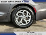 Used 2023 Chrysler Pacifica Limited image 4