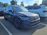 Used 2023 Volkswagen Tiguan SE w/ Panoramic Sunroof Package image 3