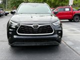 Used 2024 Toyota Highlander XLE image 4