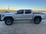 Used 2022 Toyota Tacoma TRD Off-Road image 4
