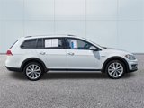 Used 2018 Volkswagen Golf Alltrack S image 4