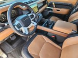Used 2024 Land Rover Defender 130 X-Dynamic SE image 4