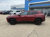 Used 2024 Chevrolet Trax ACTIV w/ Driver Confidence Package image 2