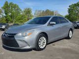 Used 2015 Toyota Camry LE image 3