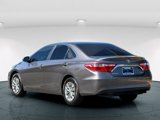 Used 2015 Toyota Camry LE image 5