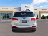 Used 2017 Kia Sorento LX w/ LX Convenience Package image 5